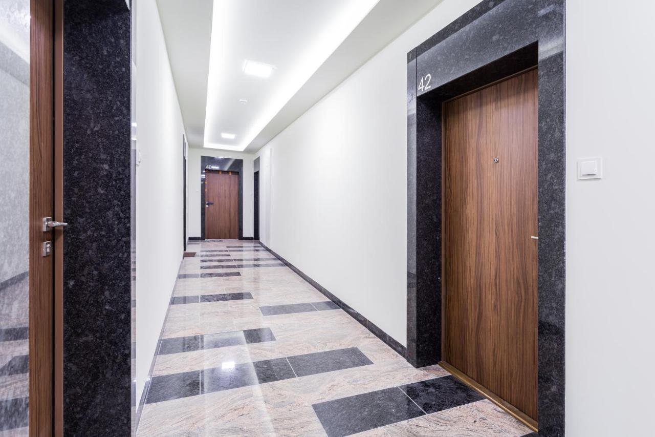 Resinest Apartamenty Jurowiecka J17 Białystok Kültér fotó