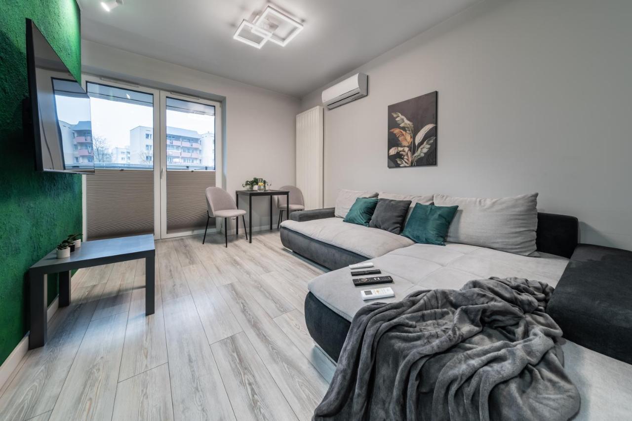 Resinest Apartamenty Jurowiecka J17 Białystok Kültér fotó